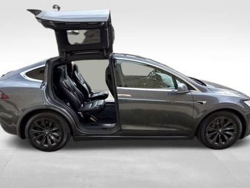 Used 2018 Tesla Model X P100D AWD/4WD image 4