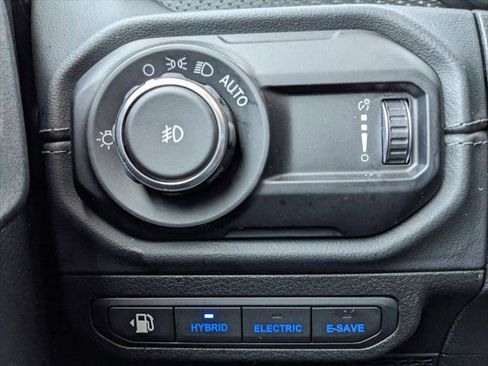 Certified 2025 Jeep Wrangler Unlimited Rubicon 4xe w/ Convenience Group image 50