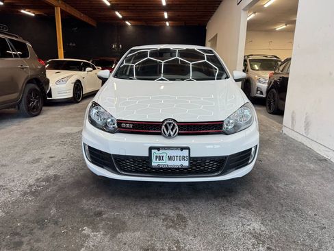 Used 2014 Volkswagen GTI Wolfsburg Edition FWD image 3