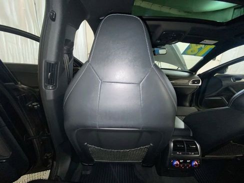 Used 2018 Audi S6 Prestige w/ Prestige Package image 36