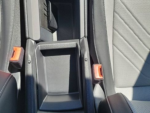 New 2026 Volkswagen Tiguan SE R-Line AWD/4WD image 40