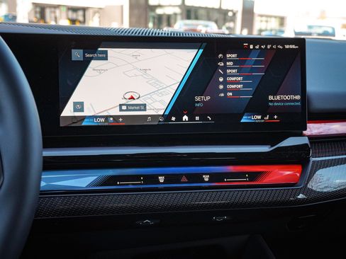 Used 2026 BMW M5 Touring image 24