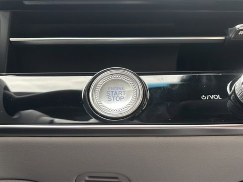 New 2026 Genesis GV70 2.5T Advanced image 26