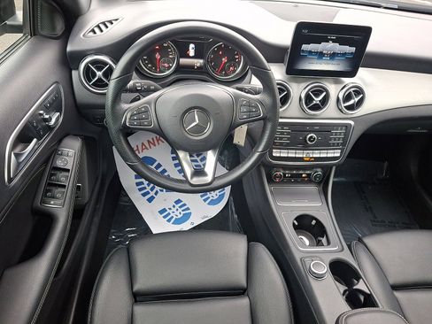 Certified 2019 Mercedes-Benz GLA 250 4MATIC image 11