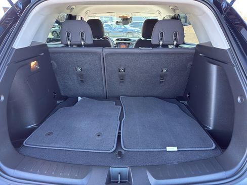 Used 2023 Chevrolet TrailBlazer LT w/ Convenience Package image 35