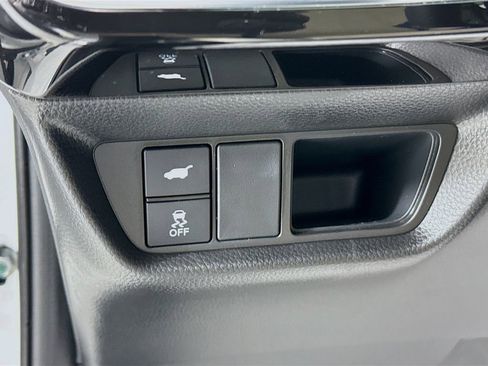 Used 2025 Acura ADX A-Spec image 11