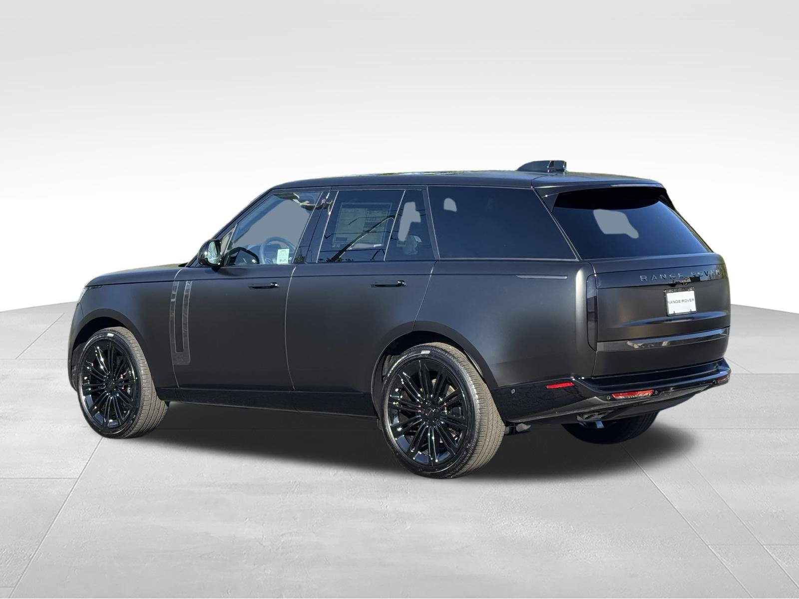 New 2026 Land Rover Range Rover SE AWD/4WD image 3