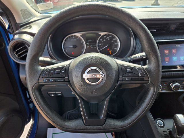 Used 2025 Nissan Kicks Play S FWD image 31