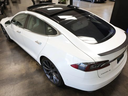 Used 2015 Tesla Model S P85D AWD/4WD image 13