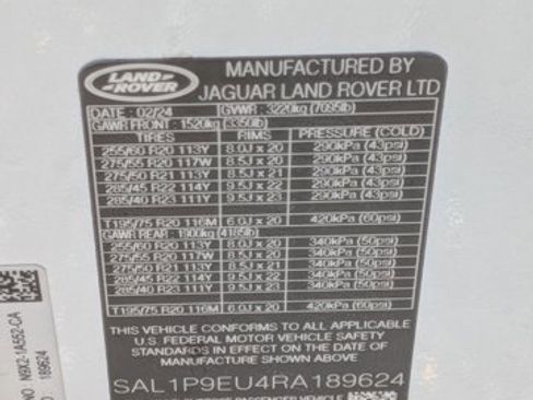 Used 2024 Land Rover Range Rover Sport SE image 23