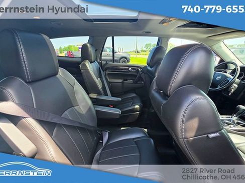 Used 2017 Buick Enclave Premium AWD/4WD image 31