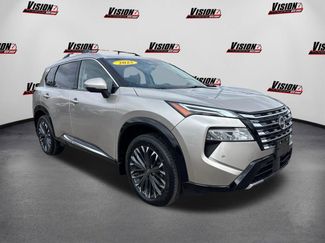 Certified 2025 Nissan Rogue Platinum video 3