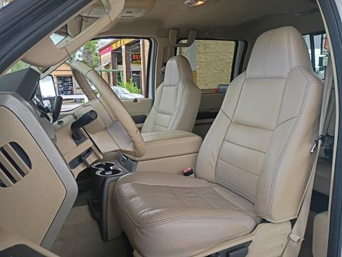 Used 2009 Ford F250 Lariat AWD/4WD image 5