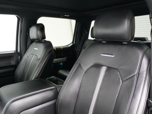 Used 2015 Ford F150 Platinum w/ Equipment Group 701A Luxury AWD/4WD image 12