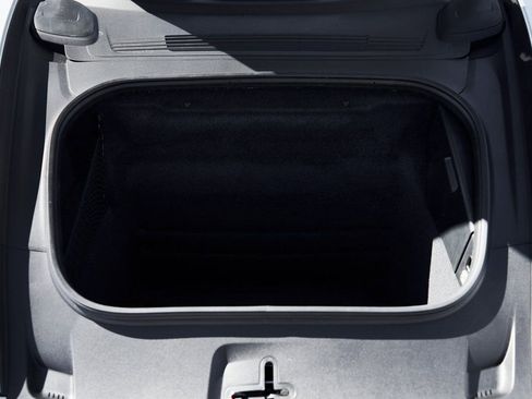 Used 2024 Porsche 911 Carrera 4S image 16