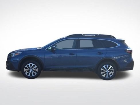Used 2021 Subaru Outback Premium AWD/4WD image 6