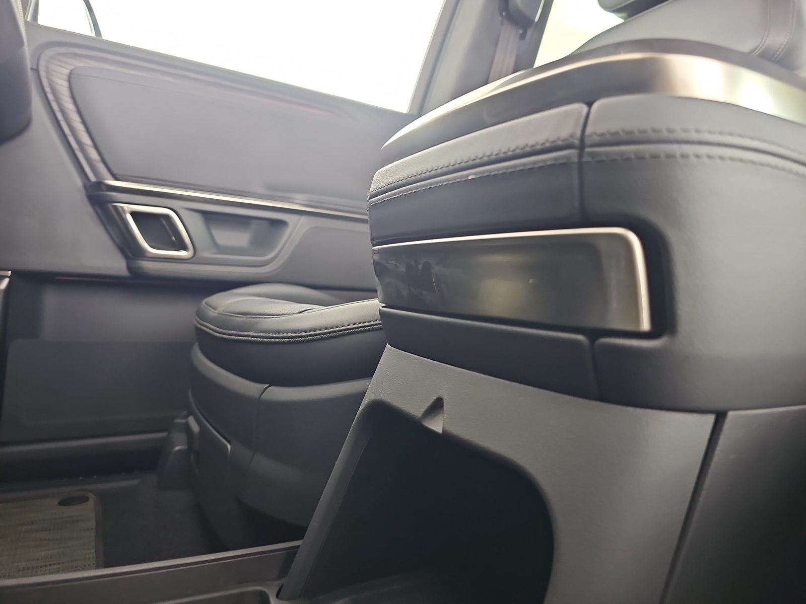 Used 2022 Rivian R1T Launch Edition AWD/4WD image 31