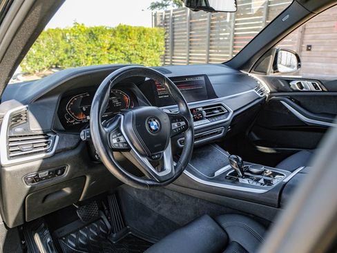 Used 2021 BMW X5 xDrive40i w/ Convenience Package image 3