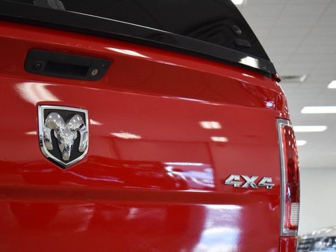 Used 2016 RAM 1500 Laramie w/ Convenience Group AWD/4WD image 64