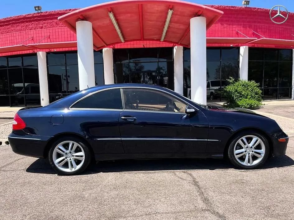Used 2006 Mercedes-Benz CLK 350 Coupe image 2