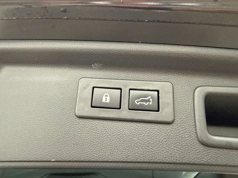 Certified 2023 Subaru Forester Limited AWD/4WD image 27