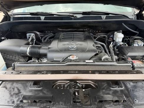 Used 2021 Toyota Tundra 1794 Edition AWD/4WD image 34