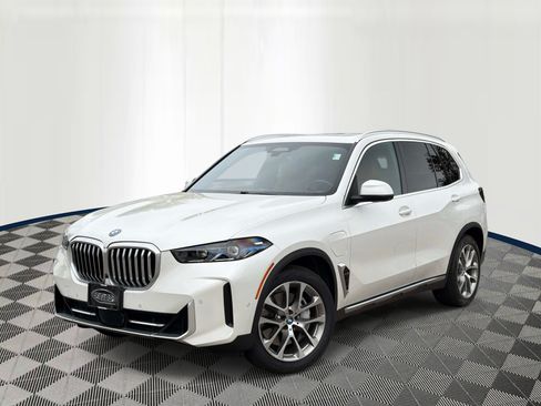 Certified 2024 BMW X5 xDrive50e w/ Premium Package AWD/4WD image 1