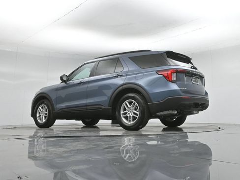 New 2026 Ford Explorer Active RWD image 50