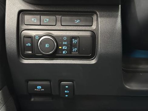 Used 2024 Ford F250 Lariat w/ Sport Appearance Package image 40