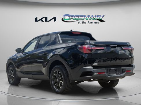 Used 2023 Hyundai Santa Cruz SEL AWD/4WD image 4