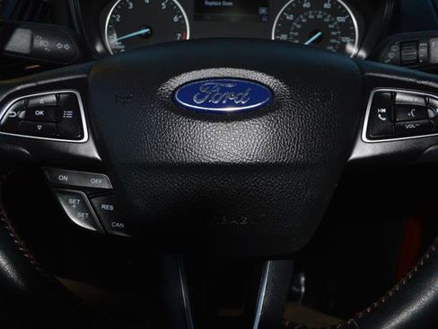 Used 2021 Ford EcoSport SE w/ SE Convenience Package image 15