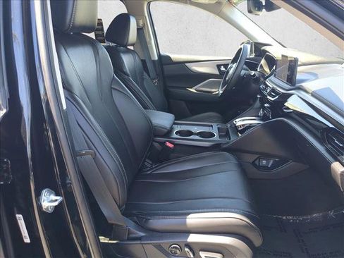 Certified 2025 Acura MDX w/ Technology Package FWD image 24