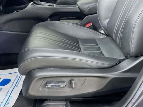 Used 2024 Honda HR-V EX-L image 25