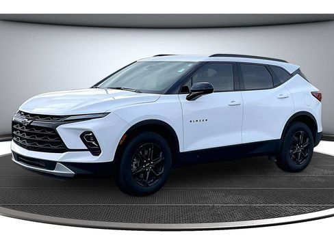 Used 2024 Chevrolet Blazer LT w/ Convenience Package AWD/4WD image 15