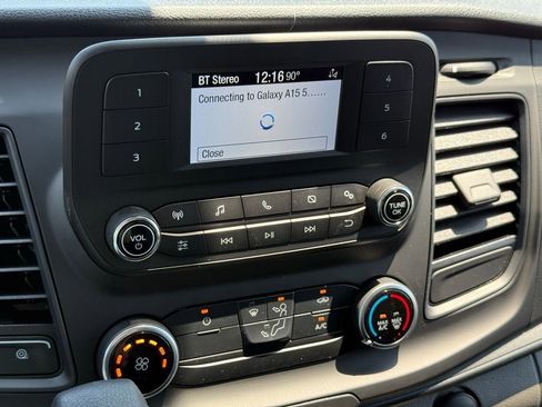 New 2025 Ford Transit 250 148 Medium Roof image 24