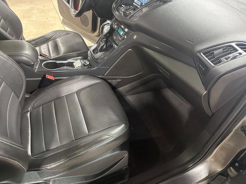 Used 2014 Ford Escape Titanium image 28