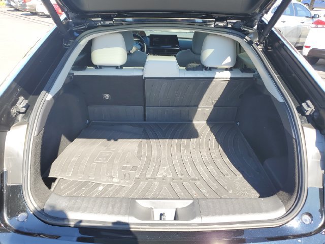 Used 2024 Toyota Prius Limited AWD/4WD image 9