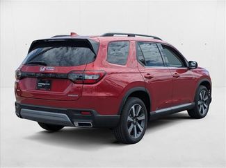 New 2025 Honda Pilot Touring video 2