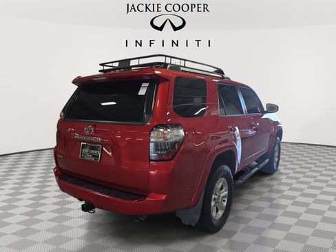 Used 2022 Toyota 4Runner SR5 Premium w/ Moonroof Package image 5