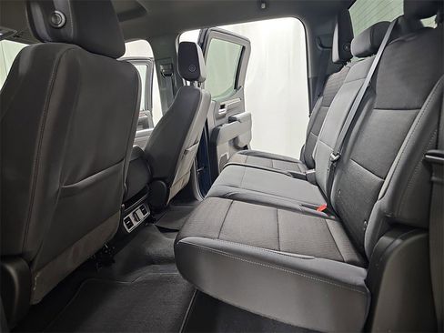 Certified 2024 Chevrolet Silverado 1500 LT image 16