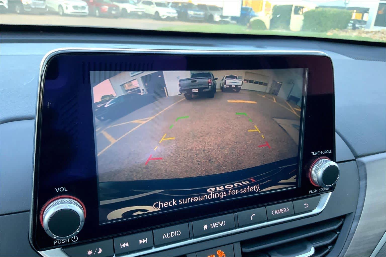 Used 2025 Nissan Altima 2.5 SV FWD image 26
