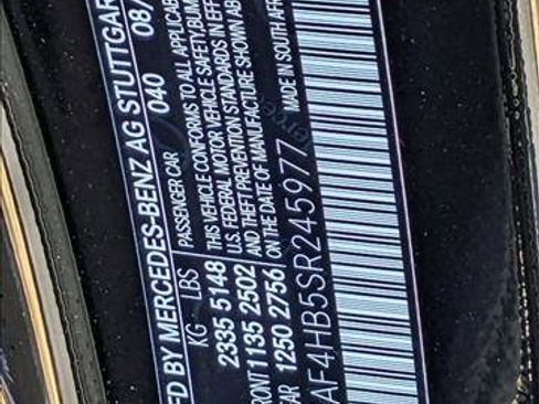 Certified 2025 Mercedes-Benz C 300 4MATIC Sedan image 18