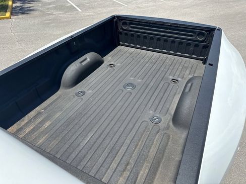 Used 2025 RAM 3500 Laramie AWD/4WD image 12