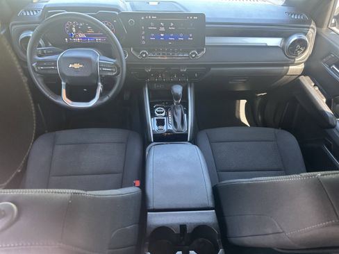 Used 2024 Chevrolet Colorado LT w/ LT Convenience Package II AWD/4WD image 22