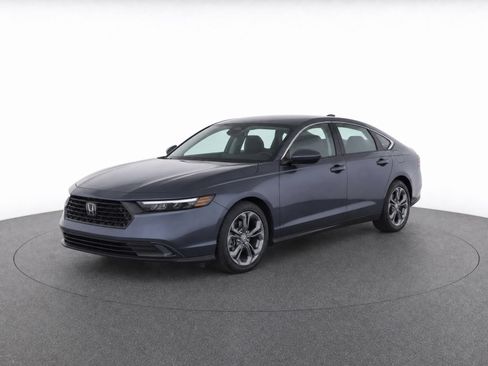 Used 2024 Honda Accord EX image 4