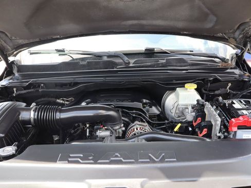 Used 2019 RAM 1500 Big Horn AWD/4WD image 35