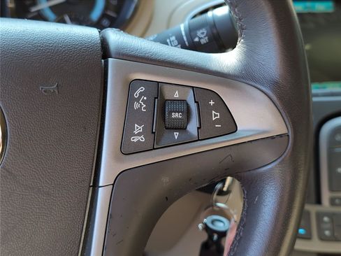 Used 2013 Buick LaCrosse Leather FWD image 28