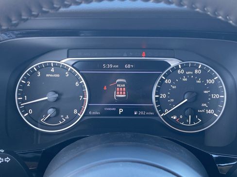 New 2025 Nissan Pathfinder SV image 32