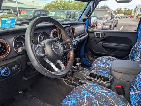 Used 2021 Jeep Gladiator Mojave image 17