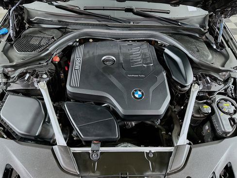 Used 2022 BMW 530i xDrive w/ Premium Package image 33